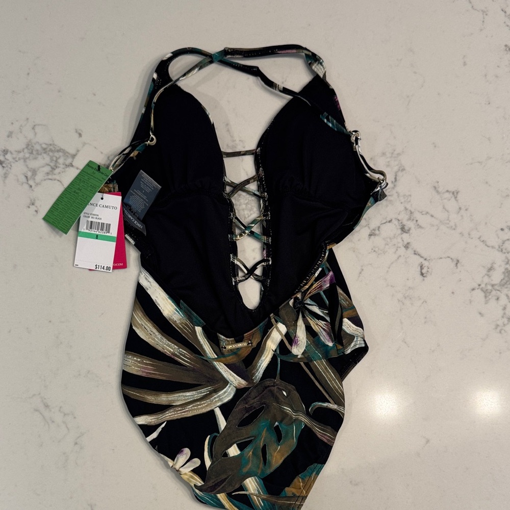 Women’s Jungle Leaf One Piece Swimsuit - Black and Green Size 8 NWT - Picture 5 of 5